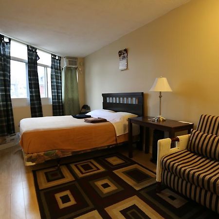 טורונטו Alisa Guest Suites מראה חיצוני תמונה